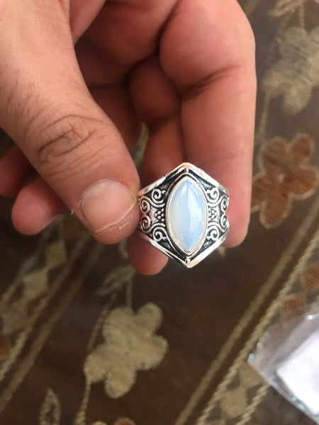 Vintage Silver Big Stone Ring for Women Fashion Bohemian Boho Jewelry 2018 New Hot