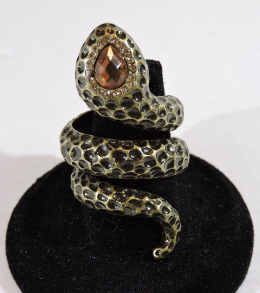 Fashion Retro Exaggerated Spirit Snake Ring Personality Punk Wind Snake-Shaped Nightclub Ring Student Trend Jewelry Gift