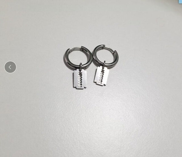 Original design new tide male ear nail rock personality earrings hip hop punk men's earrings Skull Stainless Steel earrings boys